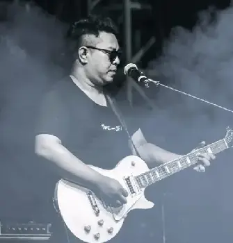 Aries Ngelasak